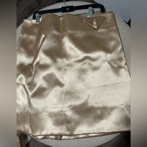 BOTTEGA VENETA Champagne Straight Satin Mini Skirt size 46